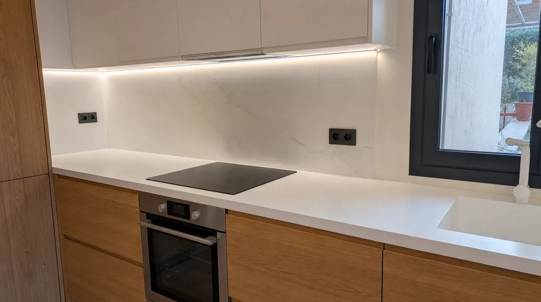 Cocina renovada de arriba abajo en Vallirana